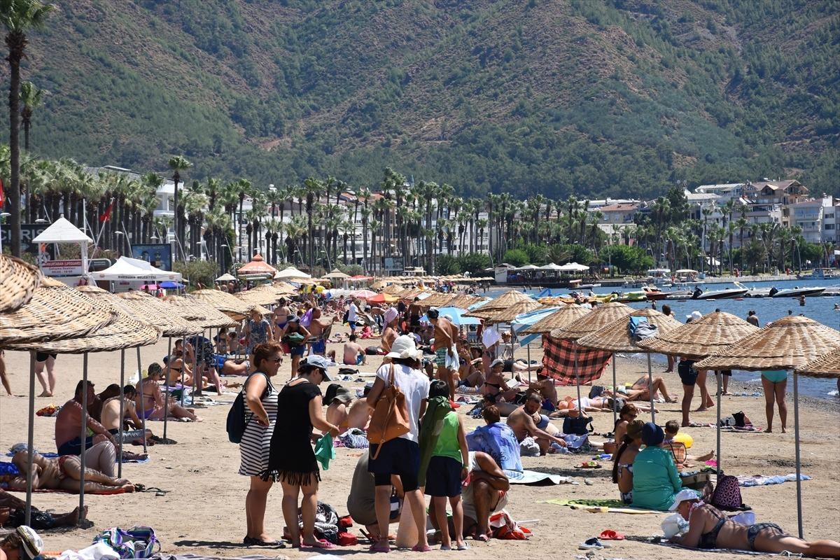 Muğla'da sahillerde yoğunluk