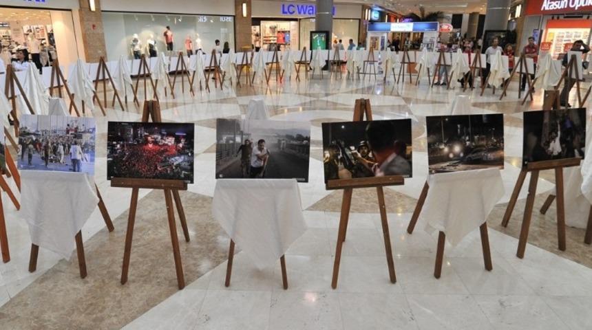 “15 Temmuz Demokrasi ve Milli Birlik Günü” Fotoğraf Sergisi açıldı