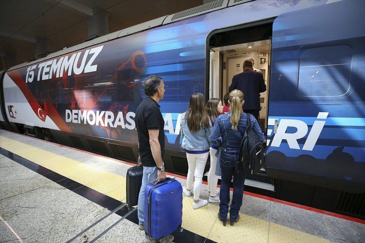 15 Temmuz treni ilk seferi için yola çıktı G1
