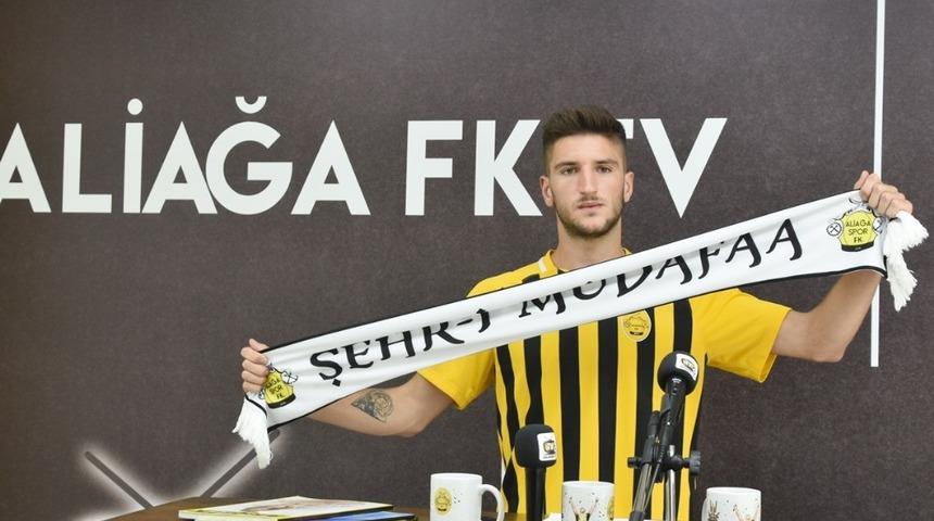 Aliağa FK, &uuml;&ccedil; ismi daha renklerine bağladı