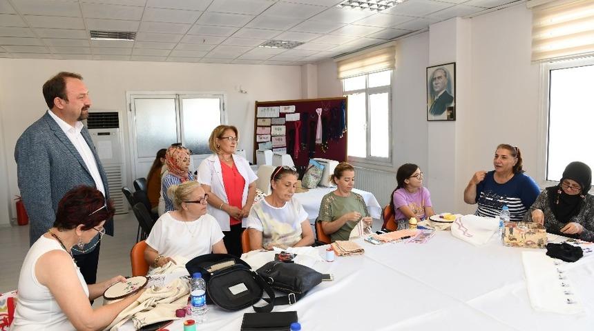 &Ccedil;iğli&rsquo;de el sanatları kurslarına b&uuml;y&uuml;k ilgi