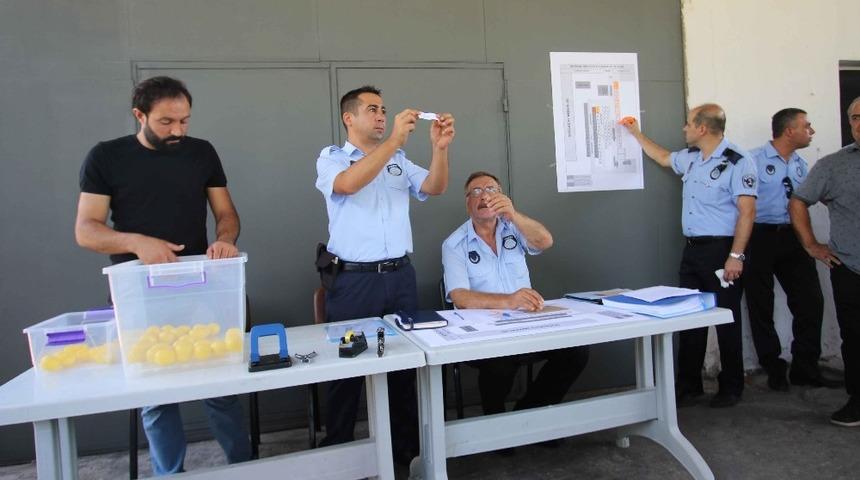 Bayraklı&rsquo;da kurban satış yerleri kura ile belirlendi