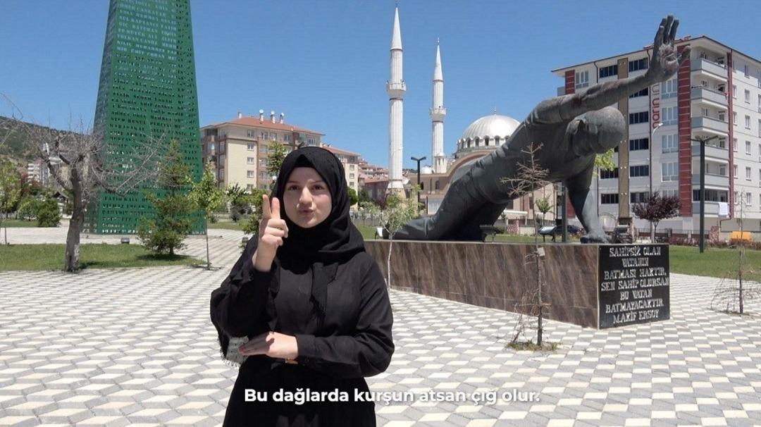 Halk Eğitim kursiyerlerinden 15 Temmuz&rsquo;un 3. yılında anlamlı video