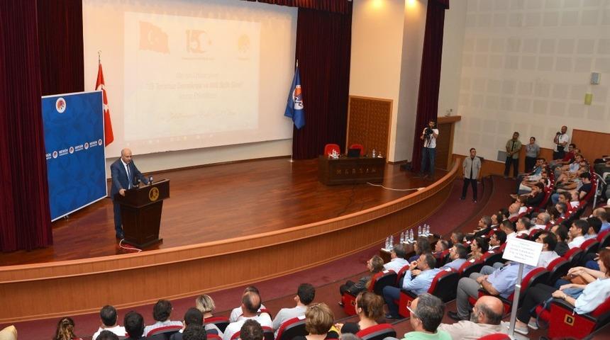 ME&Uuml;&rsquo;de 15 Temmuz konferansı