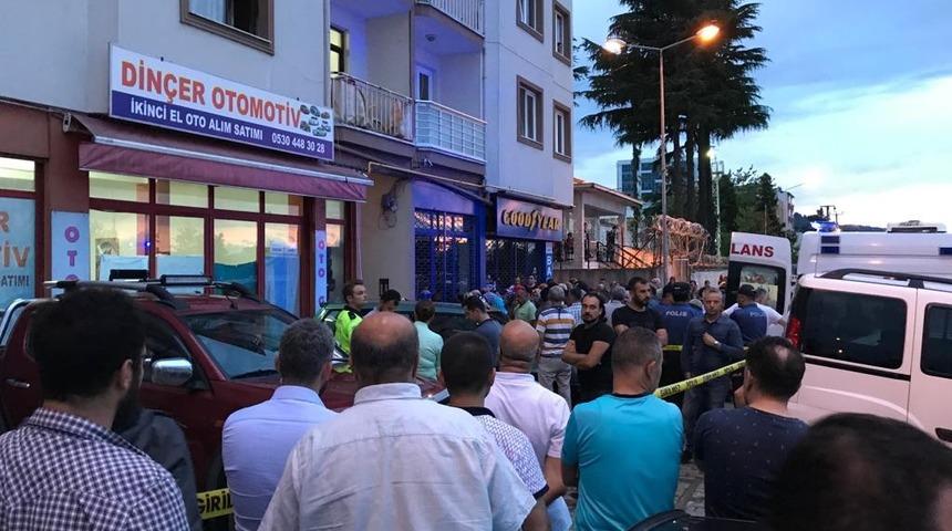 Oto galerici tartıştığı kişi tarafından vurularak öldürüldü