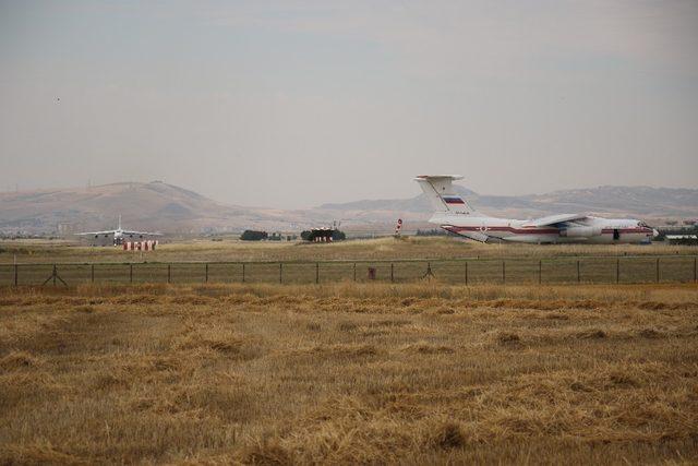 S-400&rsquo;lerin teslimatında altıncı u&ccedil;ak M&uuml;rted Hava &Uuml;ss&uuml;&rsquo;ne indi 2