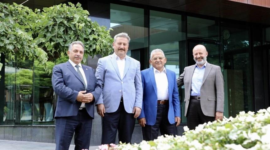 Başkan Büyükkılıç, "Şehrimiz için bir ve beraberiz"