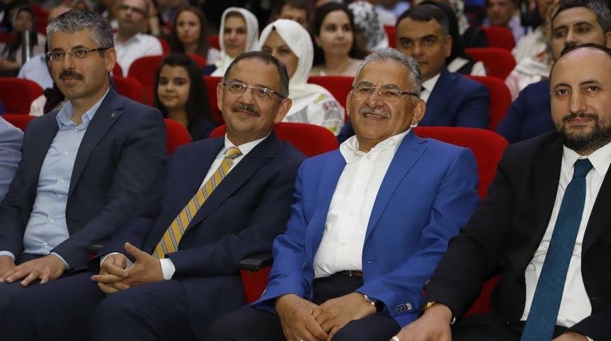 AK Parti Genel Başkan Yardımcısı Özhaseki, dedikodulara cevap verdi