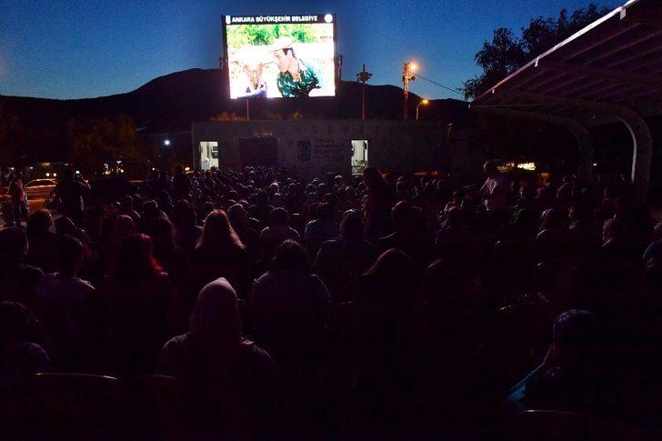 Açık hava sinema günleri başladı G4