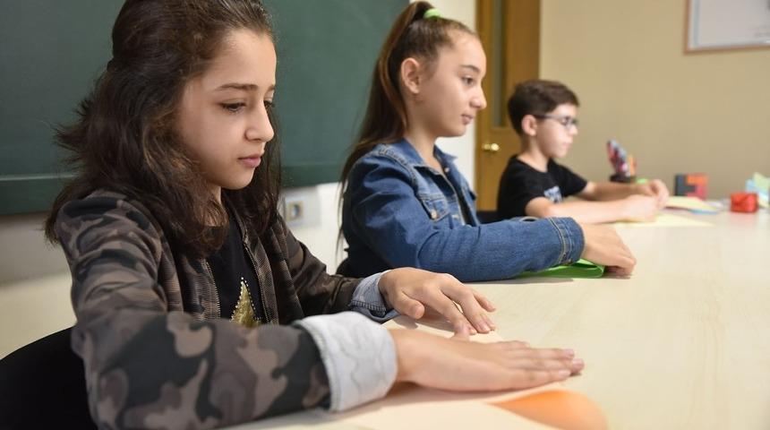 Origami ile matematik &ouml;ğreniyorlar