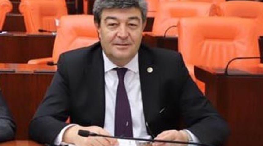 İYİ Parti Kayseri Milletvekili Ataş, "15 Temmuz Hain Darbe Girişimi S&uuml;recini Sebep Olan Her Şeyi Kınıyor, Yapanları da Lanetliyorum"