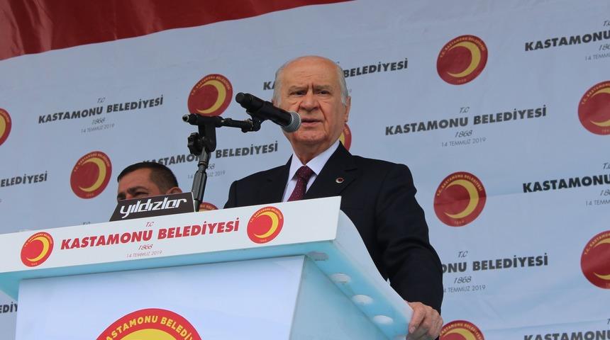 Bahçeli: Eski sisteme dönelim diyenlerin FETÖ ile irtibatı vardır