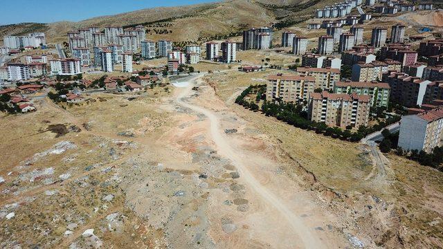 TOKİ bölgesinde 50 metre genişliğinde yeni yol açılıyor