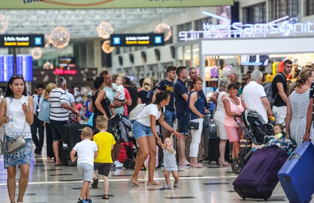 Antalya turizminde yeni 'gün' rekoru