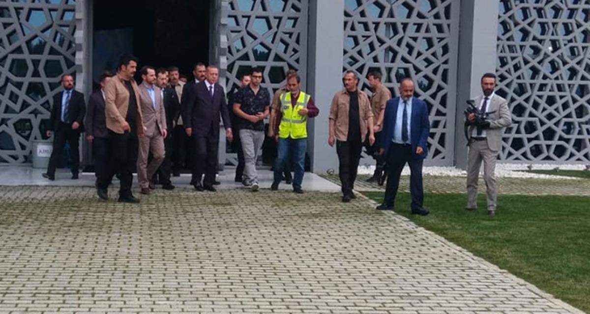 Cumhurbaşkanı Erdoğan 15 Temmuz Hafıza M&uuml;zesi'ni gezdi