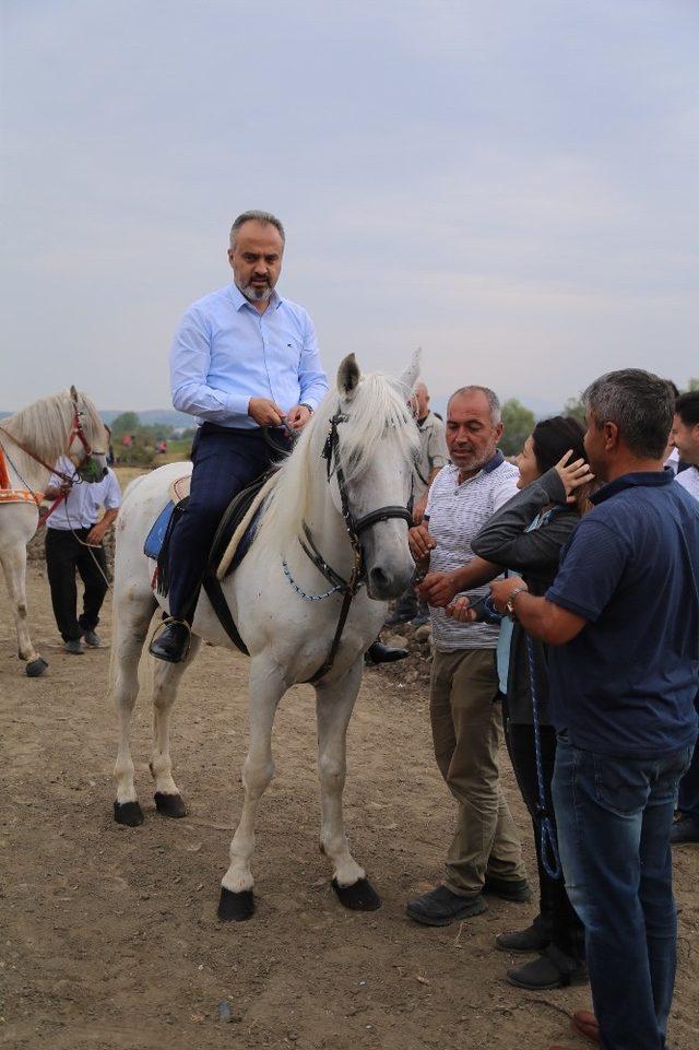 Rahvan atları ‘15 Temmuz’ için yarıştı