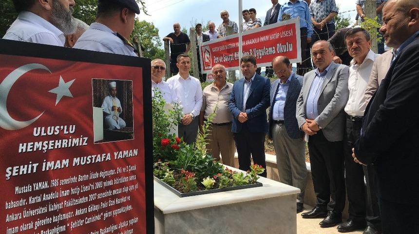 15 Temmuz şehidi Mustafa Yaman kabri başında anıldı