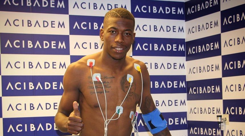 Yeni Malatyaspor, Teenage Hadebe'yi kadrosuna kattı