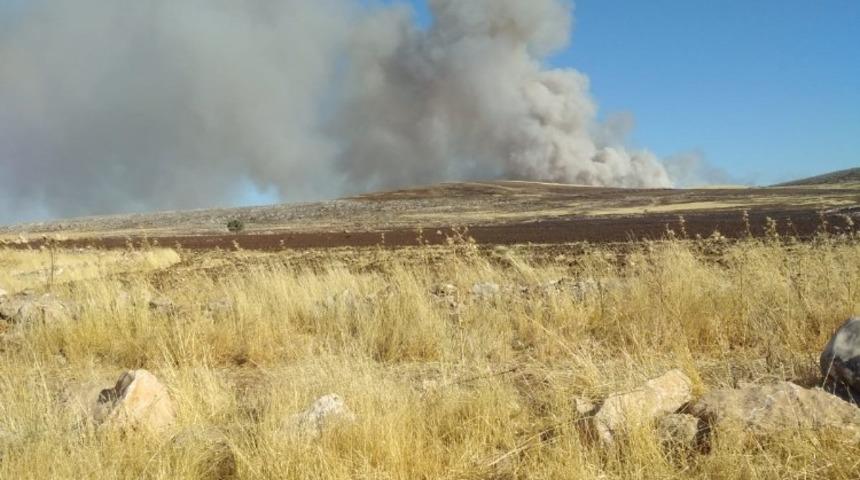 Diyarbakır’da anız yangınları devam ediyor