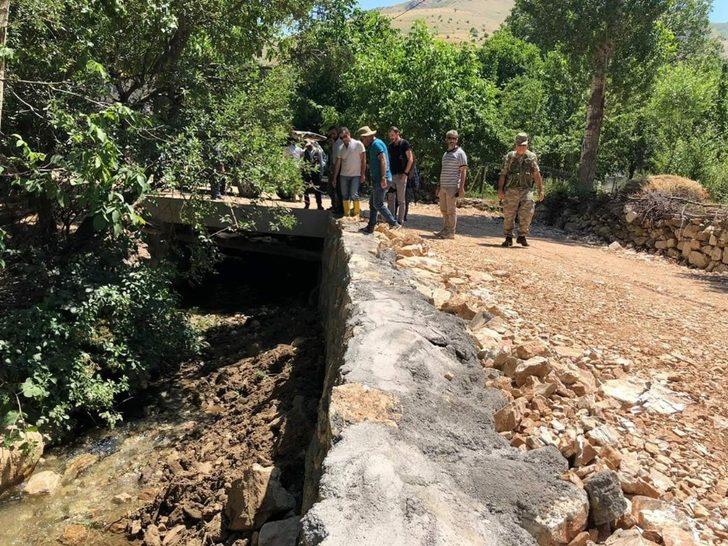 Kaymakam Alibeyoğlu yol çalışmalarını inceledi G4