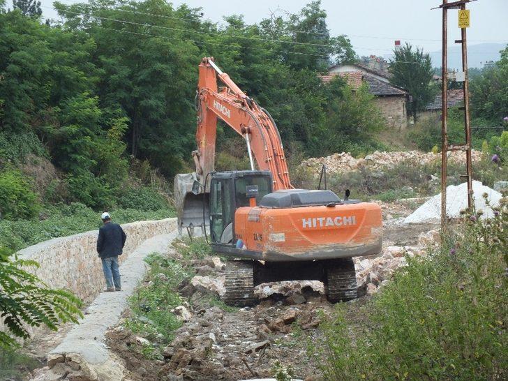 Pazaryeri’nde dere ıslah çalışmalarında sona gelindi G5