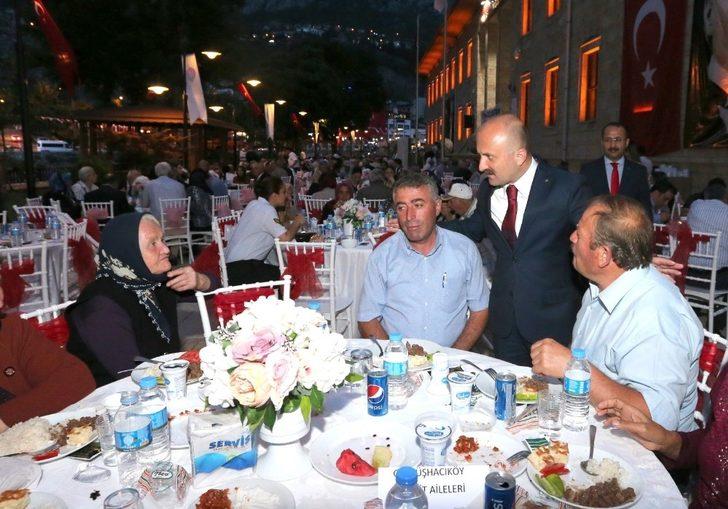 Şehit annesi istedi, vali hemen talimat verdi G4