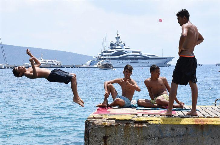 Görenler telefonuna sarıldı! Bu yatta sadece 36 kişinin kalmasına izin veriliyor G3