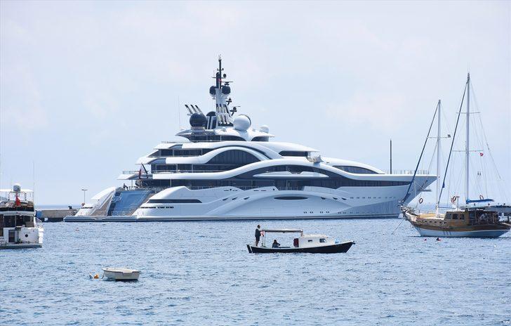 Görenler telefonuna sarıldı! Bu yatta sadece 36 kişinin kalmasına izin veriliyor G5