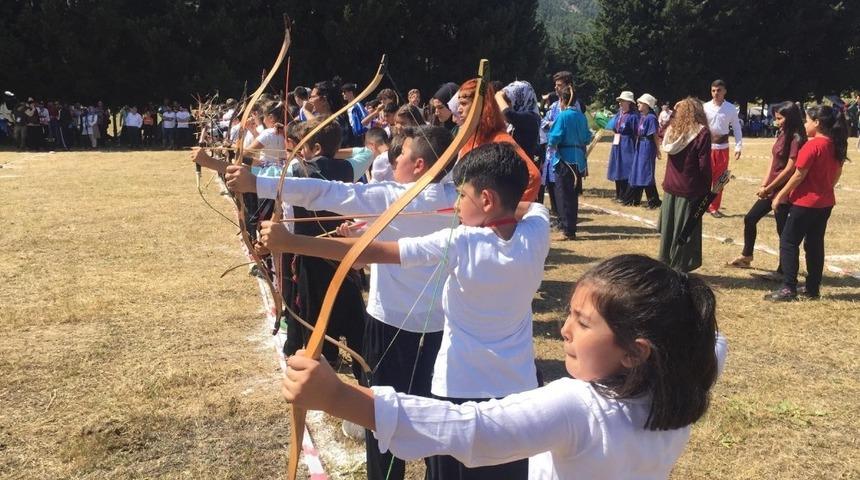 Pozantı&rsquo;da 18 Yaş Altı Ok&ccedil;uluk Şampiyonası