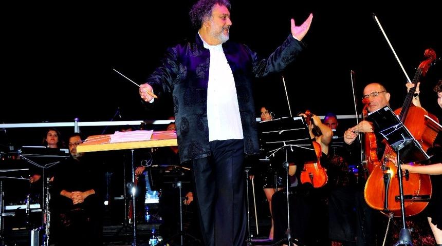 &Ccedil;eşme&rsquo;de Ferhat G&ouml;&ccedil;er r&uuml;zgarı