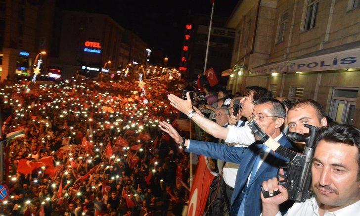 Aydemir: ‘15 temmuz milli dirayet vurgusudur’ G1