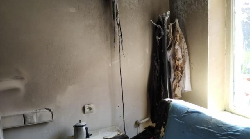 Bah&ccedil;esaray Devlet Hastanesi&rsquo;nde yangın