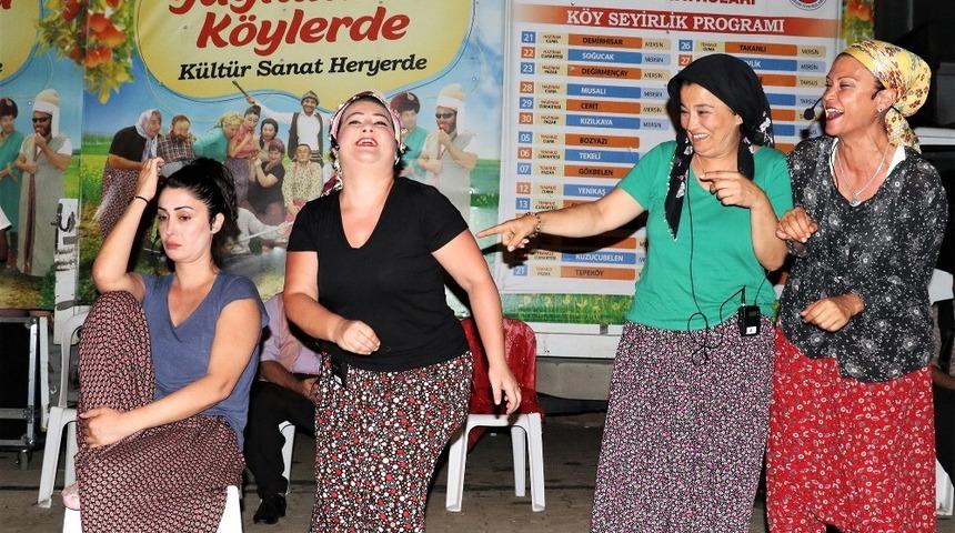 Mersin&rsquo;in her k&ouml;şesi tiyatro ile buluşuyor