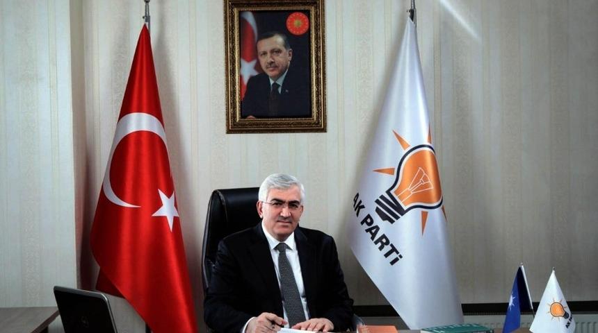 Ak Parti İl Başkanı &Ouml;z:  &ldquo;Milletimiz, d&uuml;nyaya demokrasi dersi verdi&rdquo;