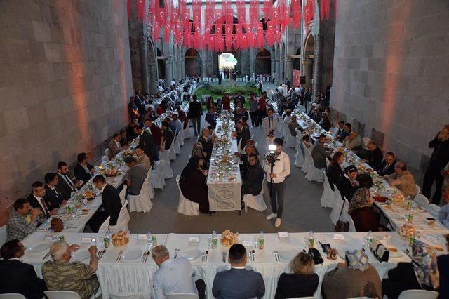 Vali Memiş, “Temizlendikçe güçleniyoruz”