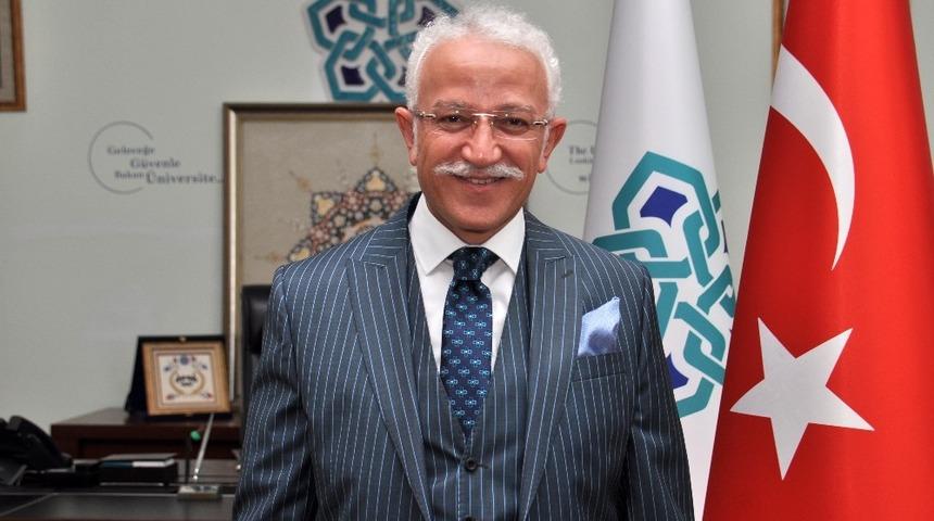 NEÜ 5 bin yeni mezun verdi