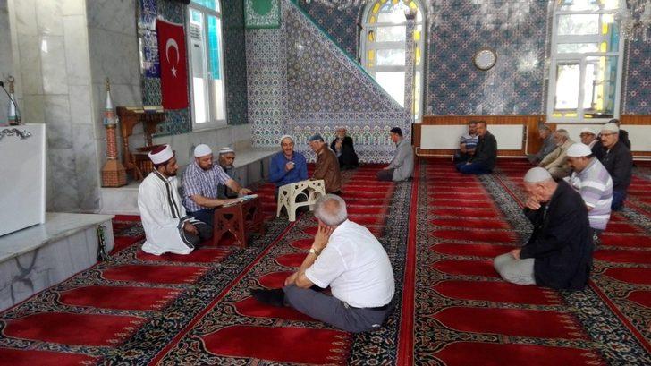 Pazaryeri’nde 15 Temmuz Şehitleri için mevlid-i şerif okundu G1