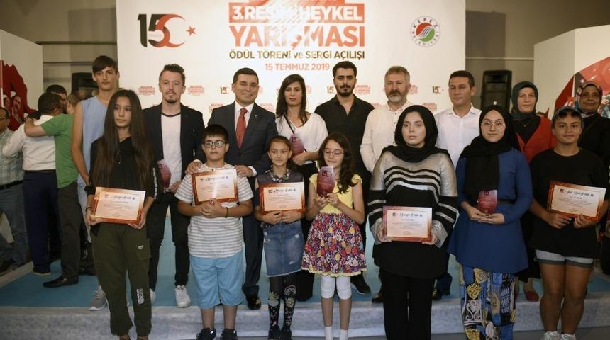 15 Temmuz eserleri &ouml;d&uuml;llendirildi