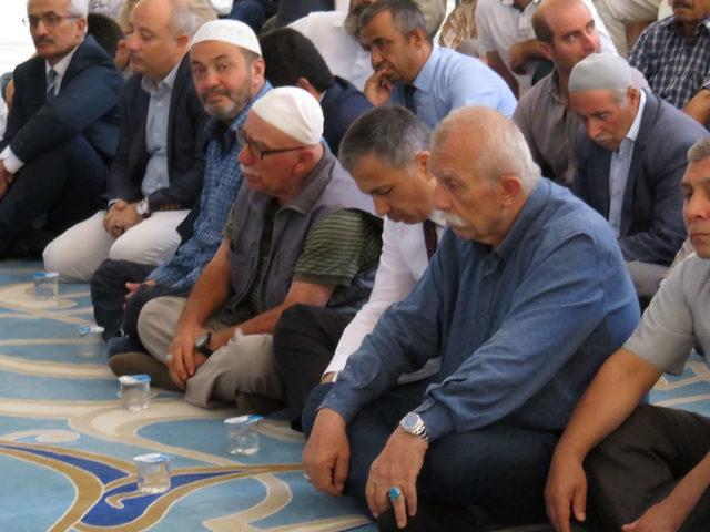 Çamlıca Camii'nde 15 Temmuz şehitleri için mevlit