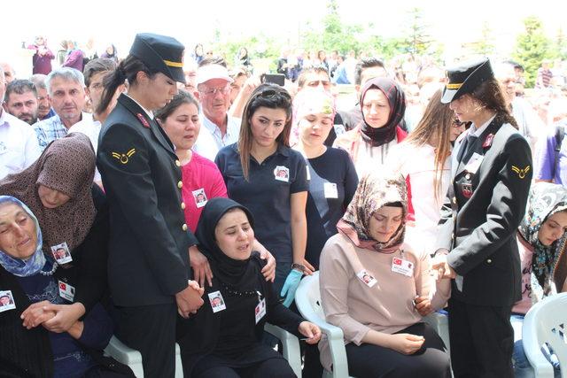 Şehit teğmenin eşi: Hakkım sana helal Alim