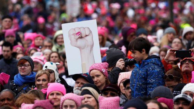 Fotoğraf ya da video ile tehdit ve şantajla cinsel taciz:  Kız &ccedil;ocukları nereye başvuracaklarını bilemiyorlar  3