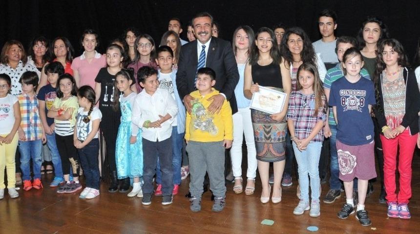 Tiyatro kursuna yoğun ilgi