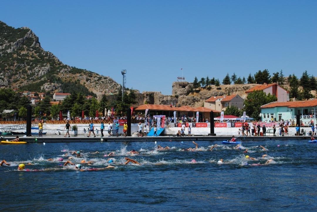 Eğirdir Triatlonu nefesleri kesti