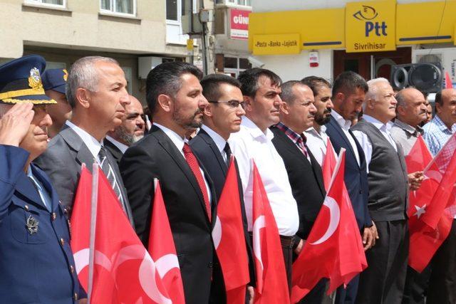 Sivrihisar’da 15 Temmuz Demokrasi ve Milli Birlik yürüyüşü