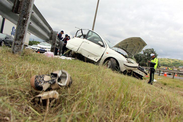 TEM'de feci kaza! Anne ile kızı kalp masajıyla hayata döndürüldü G5