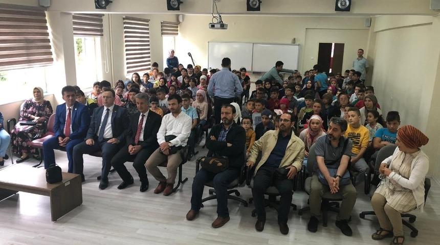 T&uuml;rkeli&rsquo;de "Şair Yazar Gen&ccedil;lik Buluşması" s&ouml;yleşisi