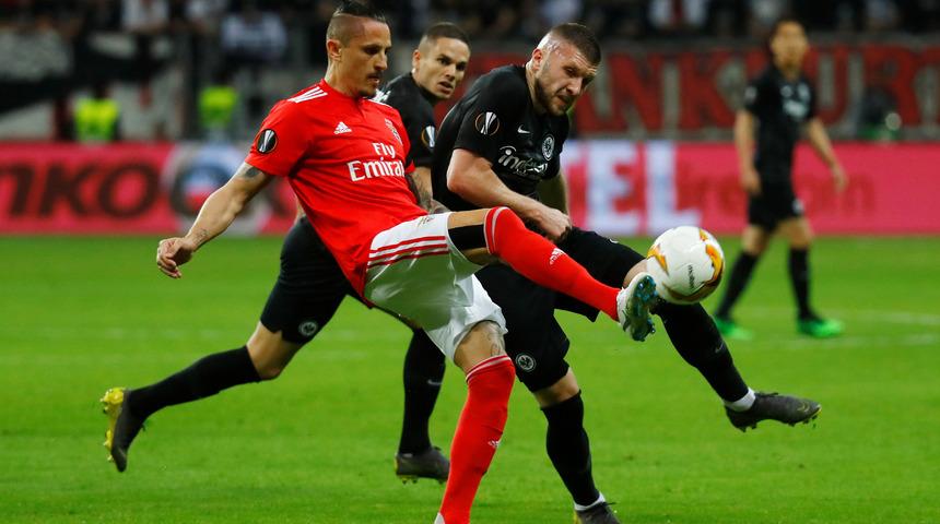 Galatasaray ve Fenerbahçe arasında Fejsa savaşı