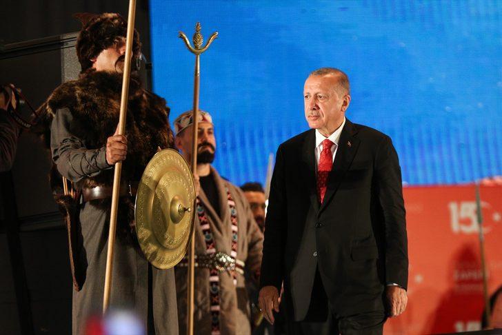 Cumhurbaşkanı Erdoğan: Ruhlarını iblise satan müptezeller Türkiye'yi ele geçiremeyecek G1