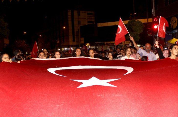 Adıyaman’da 15 Temmuz coşkusu G3