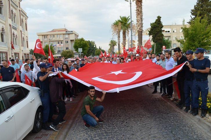 Didim’de ’Milli Birlik’ yürüyüşü G3